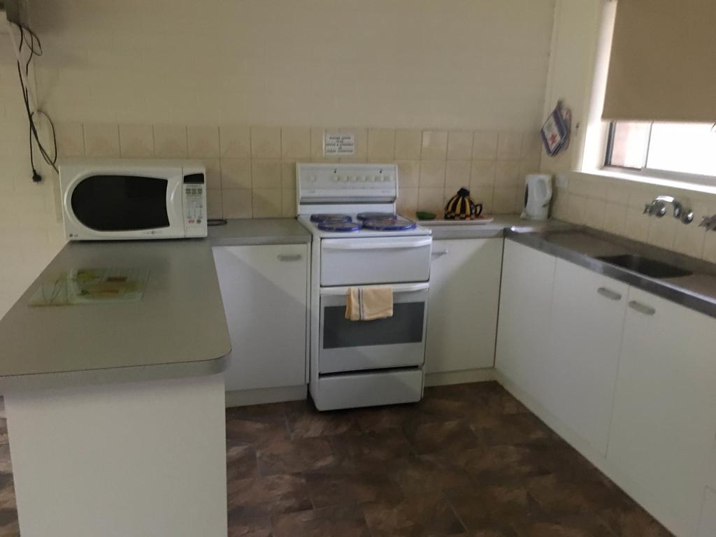 Ovensview On Riverside Bright Ngoại thất bức ảnh