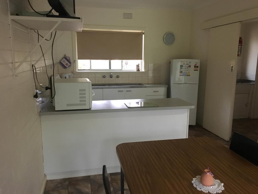 Ovensview On Riverside Bright Ngoại thất bức ảnh